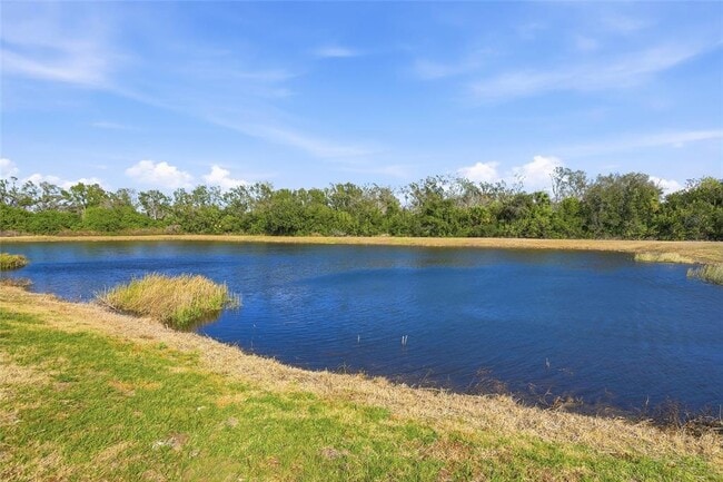 Building Photo - 282 27th St SE