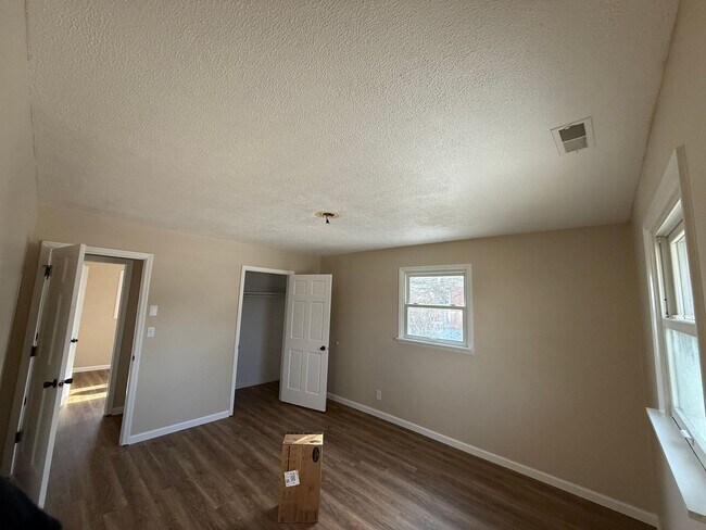 Building Photo - Charming Newly Remodeled 3-Bedroom Home!