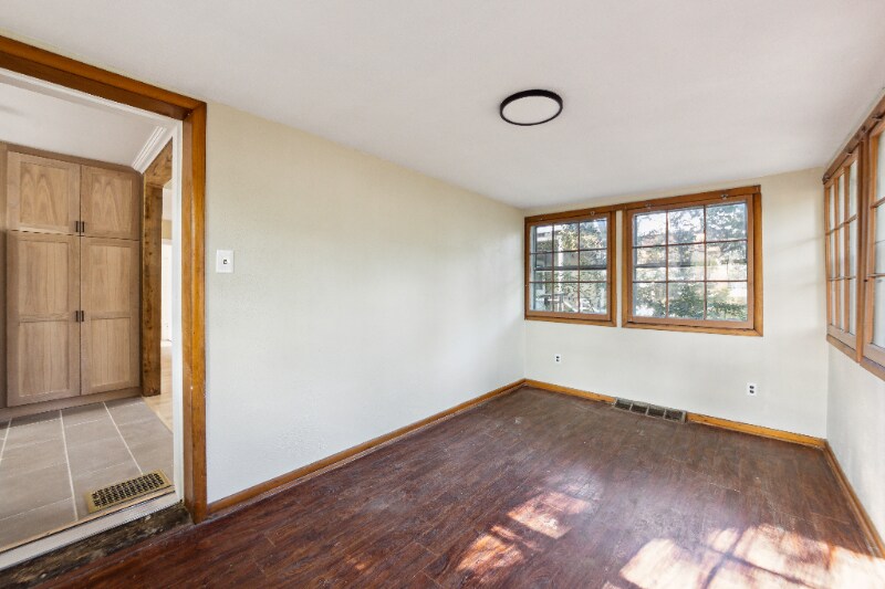 Building Photo - 6567 Arsenal St