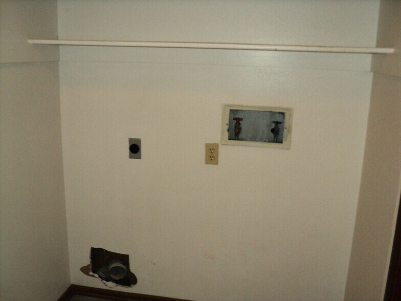 Building Photo - 3816 S Ceylon Way