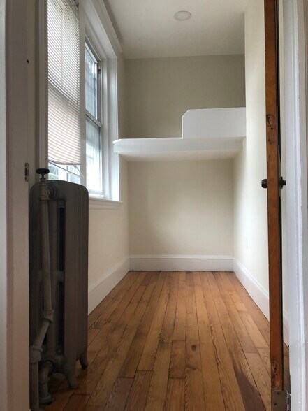 Building Photo - 16 Copenger St