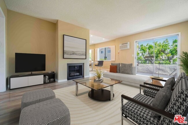 Primary Photo - 11871 Idaho Ave