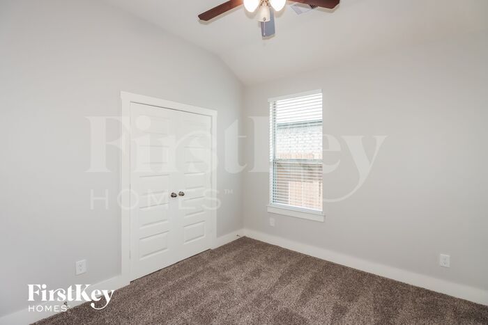 Building Photo - 21607 Royal Troon Dr