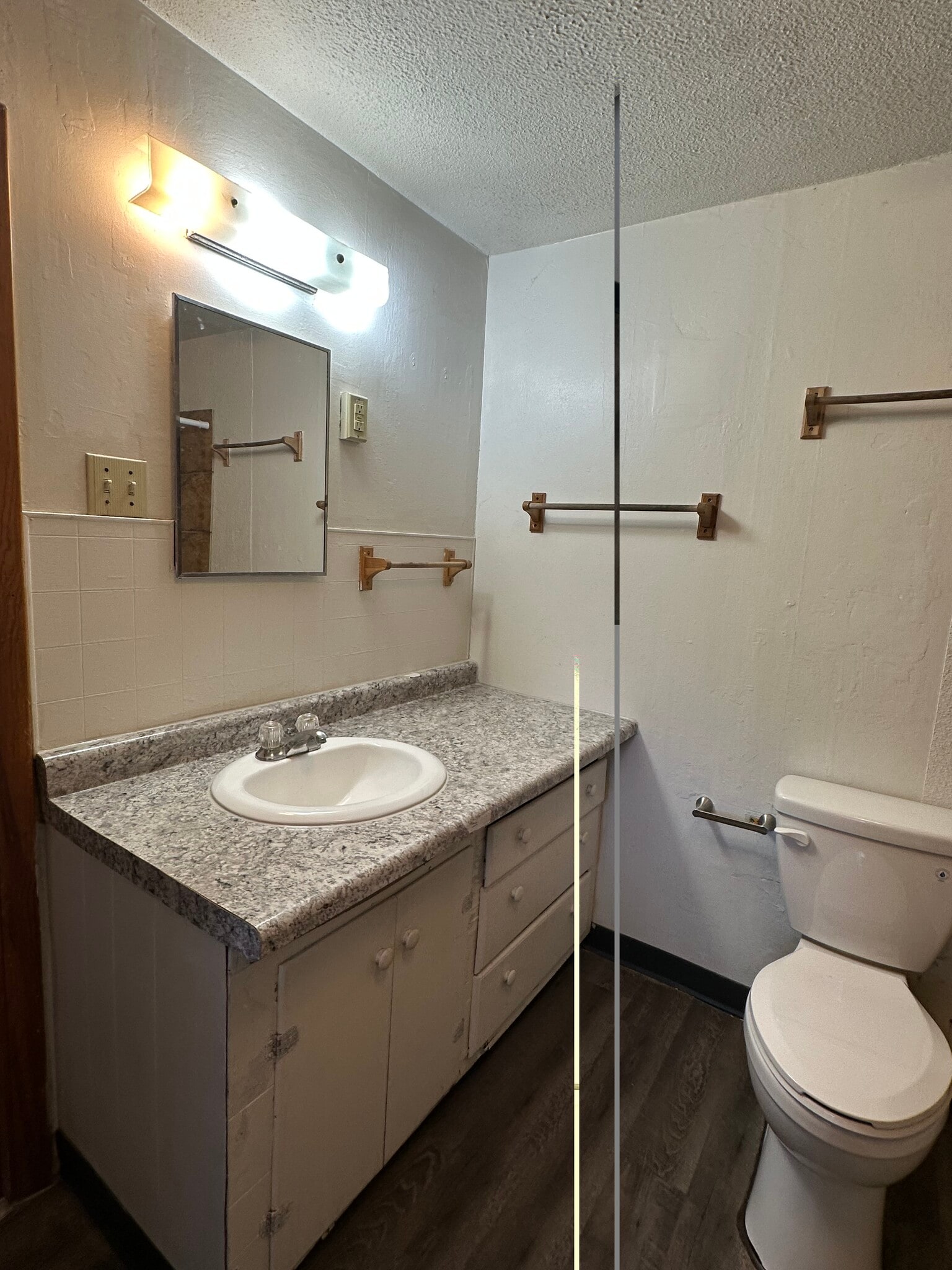 Building Photo - 528 Niagara St