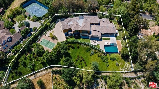 Building Photo - 5757 Hoback Glen Rd