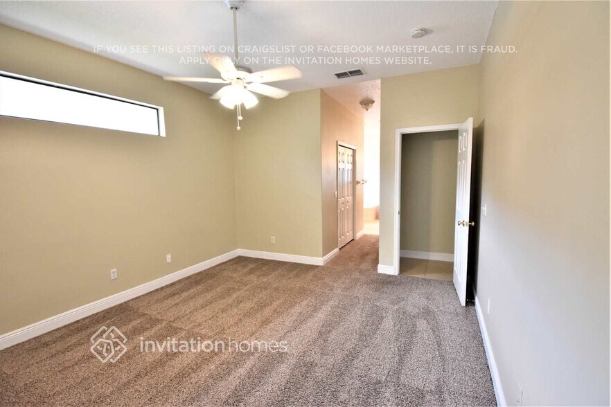 Building Photo - 900 Oak Chase Dr