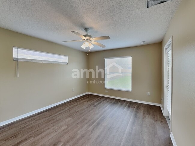 Building Photo - 227 Sikes Ct