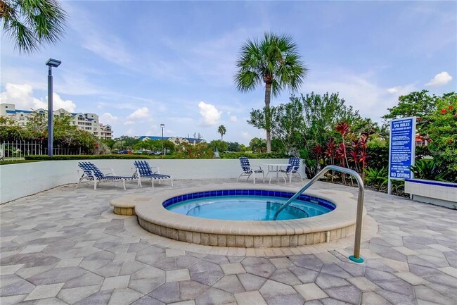 Building Photo - 2333 Feather Sound Dr