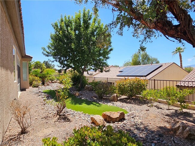 Building Photo - 2139 Twin Falls Dr