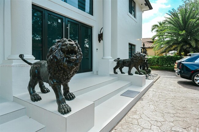 Building Photo - 8450 NW 169th Terrace