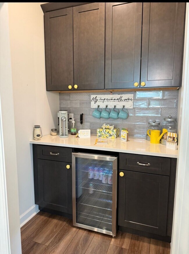 Building Photo - Luxury Living in Simpsonville – Spacious Home with Premium Amenities