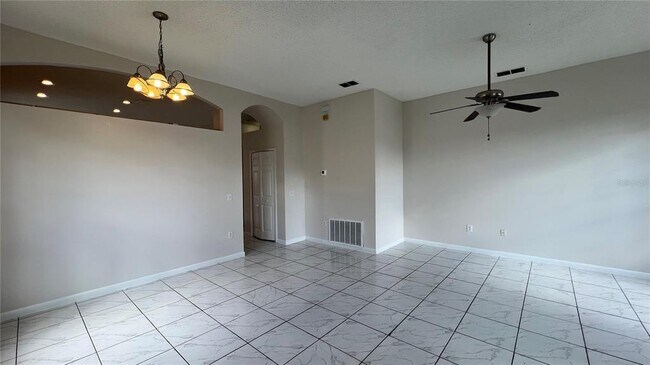 Building Photo - 112 Cello St