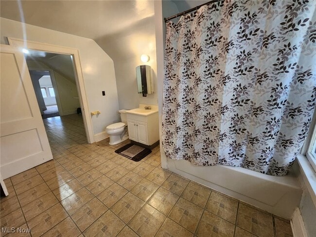 Building Photo - 3351 Desota Ave