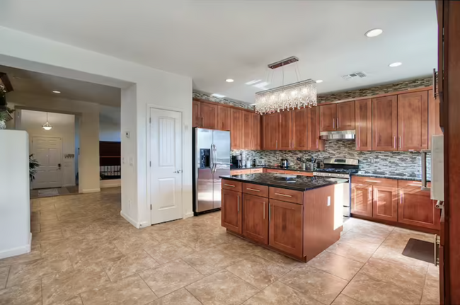 Kitchen - 5831 W Plum Rd