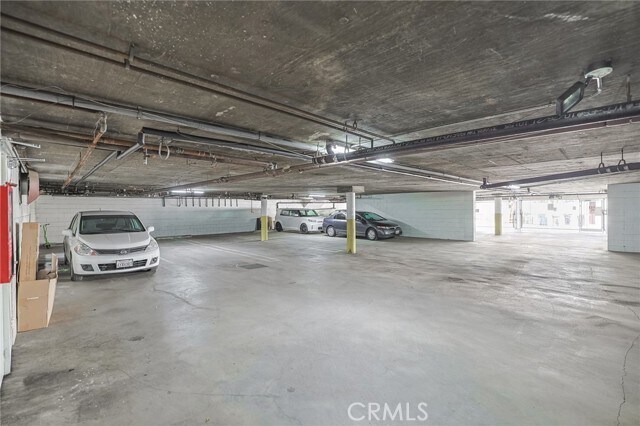 Building Photo - 4406 Cahuenga Blvd