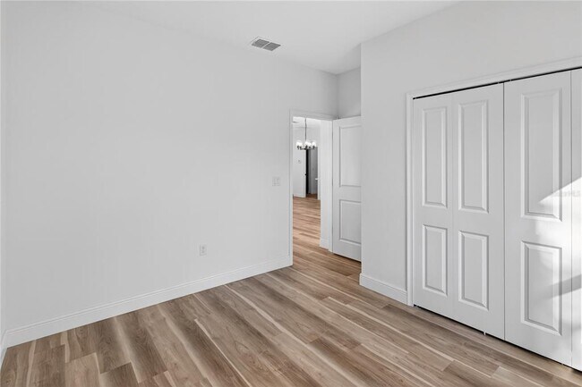 Building Photo - 3288 W Fairbank Dr