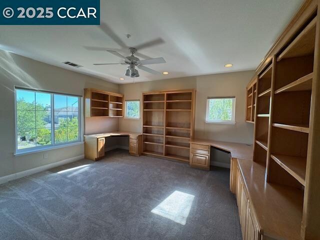 Building Photo - 2175 Sky View Ct