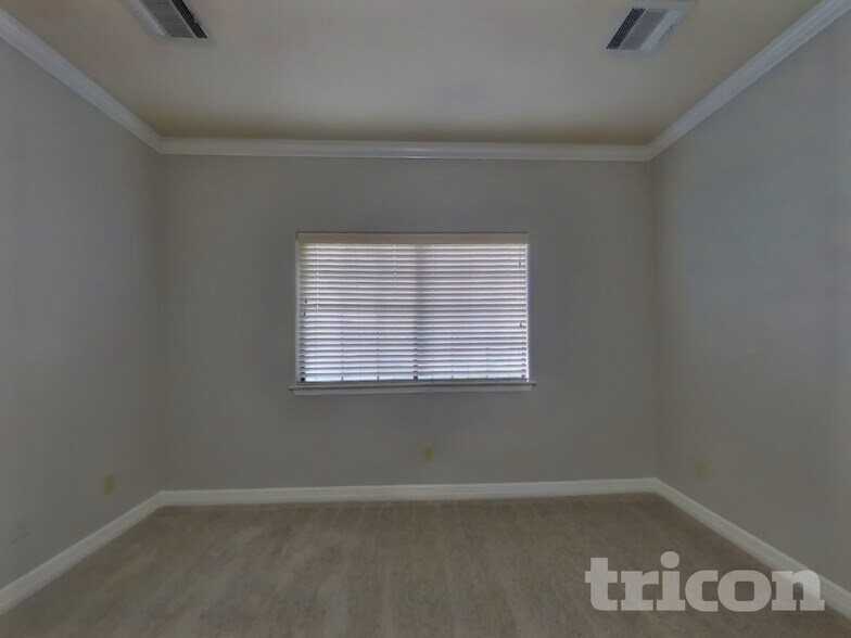 Building Photo - 103 Lullaby Ln