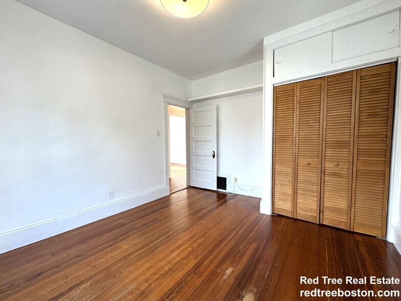 Building Photo - 67 Washburn Ave