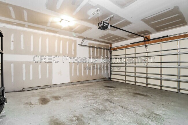Building Photo - 3533 Claremont St