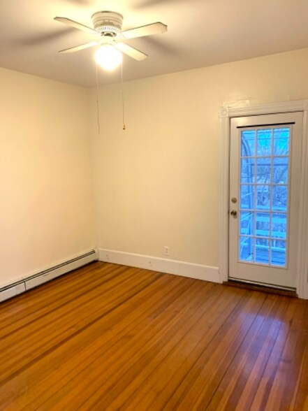 Building Photo - 23 Jenckes St