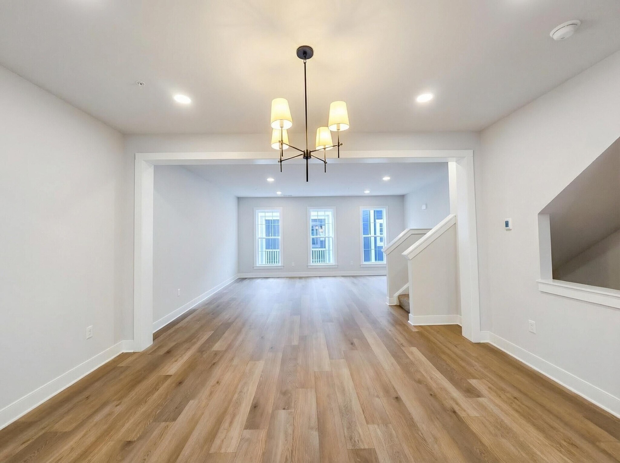 Building Photo - 305 Frederick Way