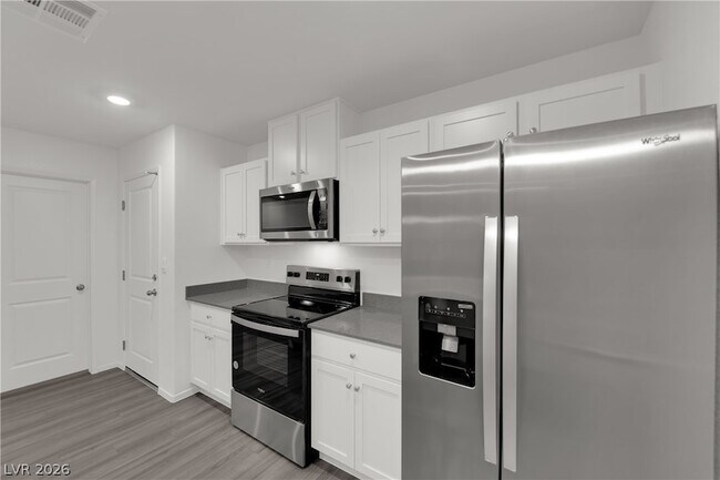 Building Photo - 6917 Stafford Hl St