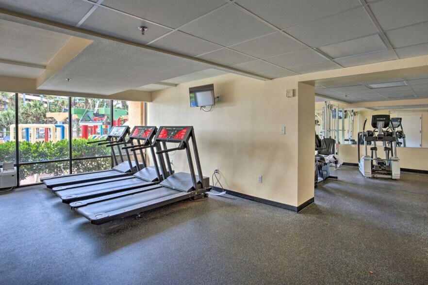 Building Photo - 7000 N Ocean Blvd