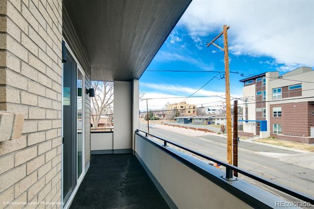 Building Photo - 3312 W 17th Ave