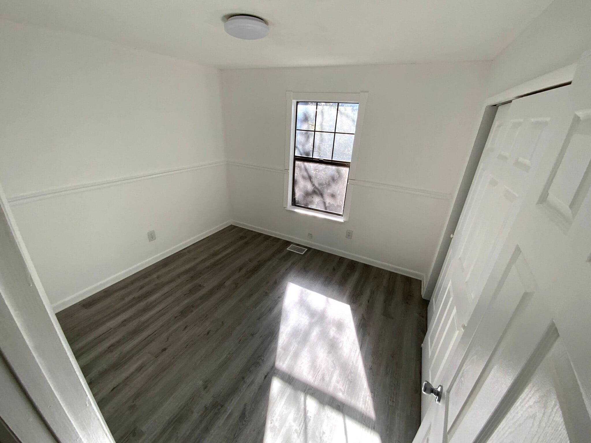 Building Photo - 400 Rhonda Kay Ct