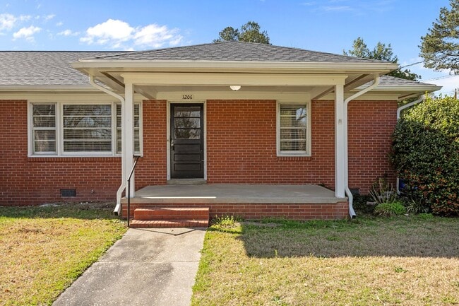 Building Photo - Duplex