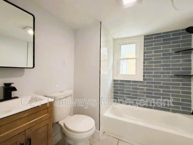 Building Photo - 1218 Rodgers St