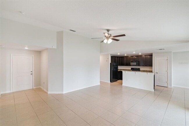 Building Photo - 1975 Piedmont Ct