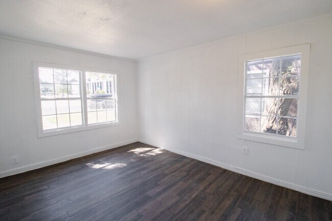 Building Photo - Charming 3-Bed Home in Lubbock