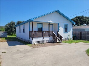 Building Photo - 508 Lakeside Dr