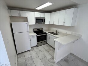 Building Photo - 212 Orland St