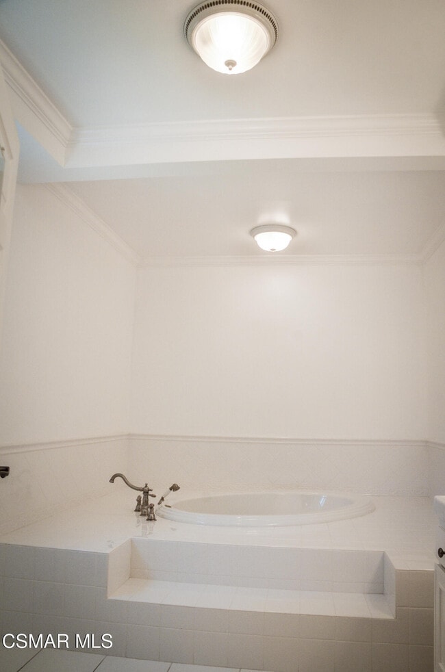 Building Photo - 2321 Waterby St