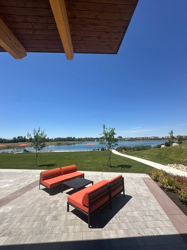 Building Photo - 6 months lease//Riverstone: Gated Community, Pond Access in BackYard, Patio Home, with all of the...