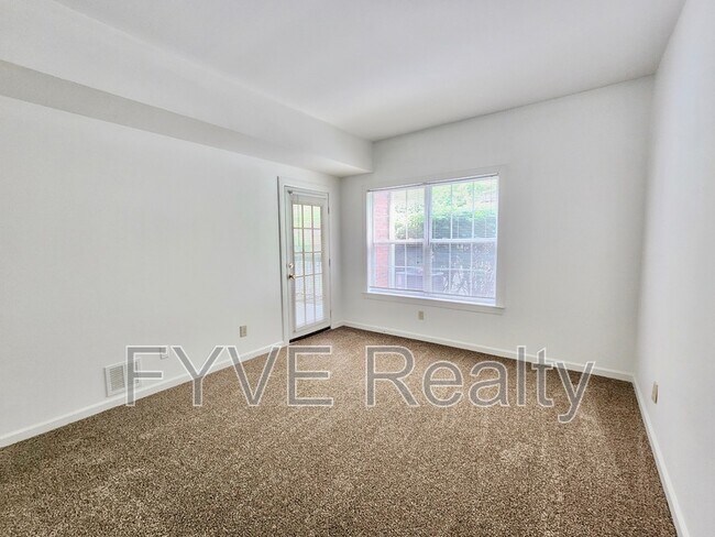 Building Photo - 6820 Hwy 70 S