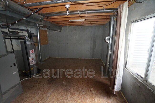 Building Photo - 2462 Kiowa Creek Dr