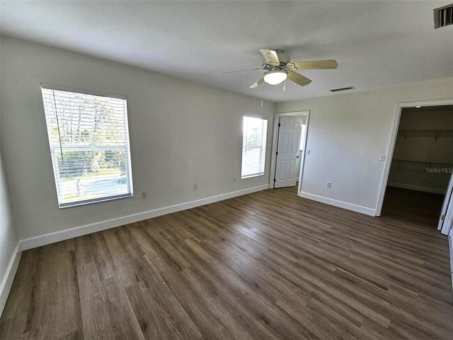 Building Photo - 9458 Anita Ave