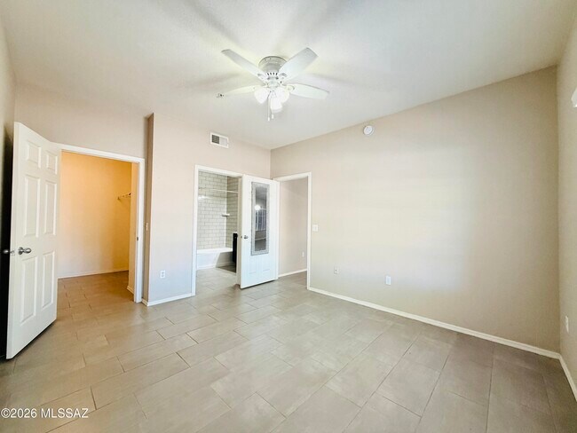 Building Photo - 1500 E Pusch Wilderness Dr