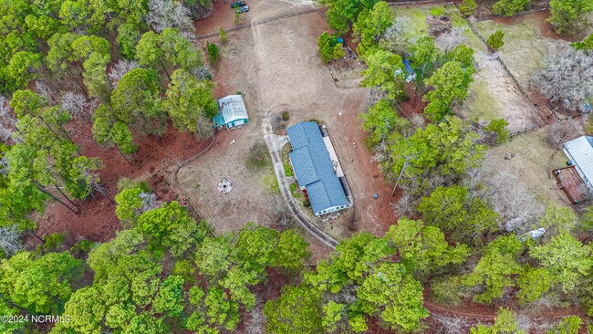 Building Photo - 309 Pinecrest Court Rd