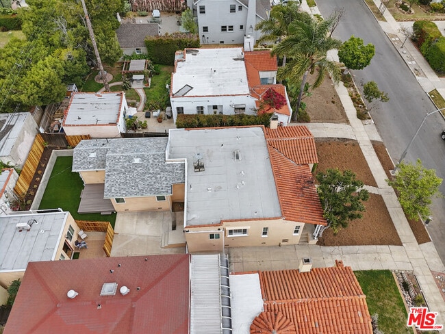 Building Photo - 1349 S Curson Ave