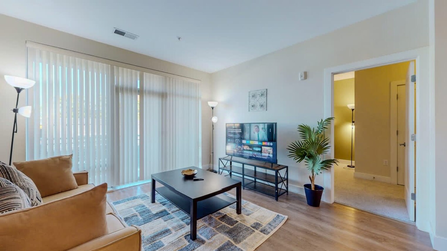 Building Photo - 545 Bedford St