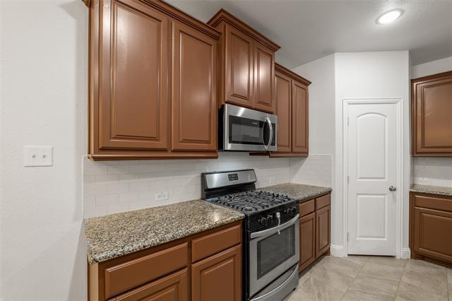 Building Photo - 610 Alderwood Ct