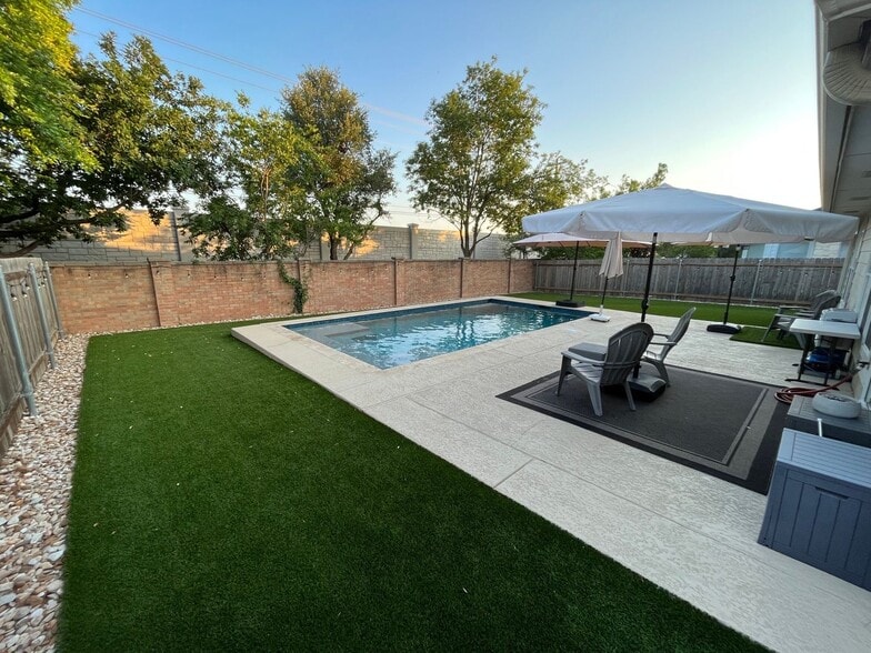 Building Photo - 4319 S Summercrest Loop