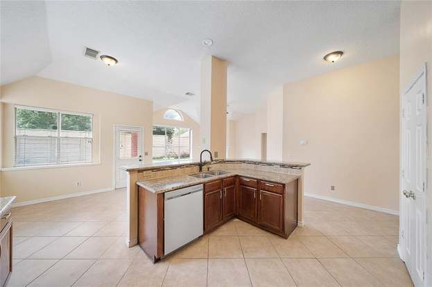 Building Photo - 18423 Cobblestone Dr