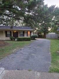 Building Photo - 3/2 in Claremont Subdivision