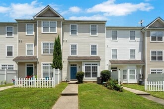 Building Photo - 5110 Neuse Commons Ln